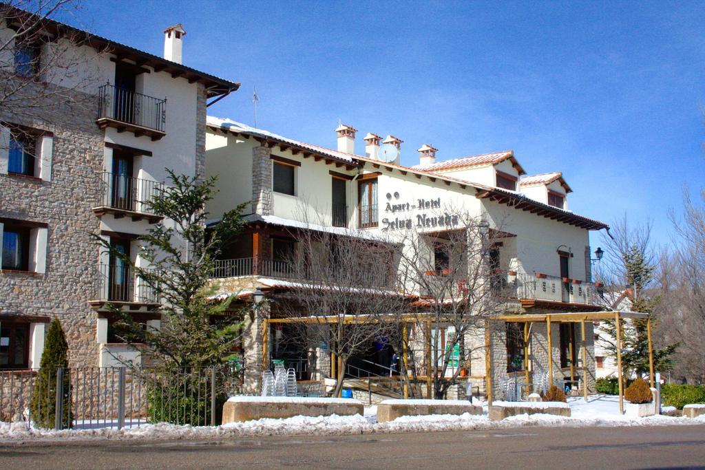 Apart-Hotel Selva Nevada La Virgen de la Vega Buitenkant foto
